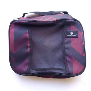 Eagle Creek Pack It Half Cube 10 x 7 Travel Pouch Small Red Black Mesh Zip Bag